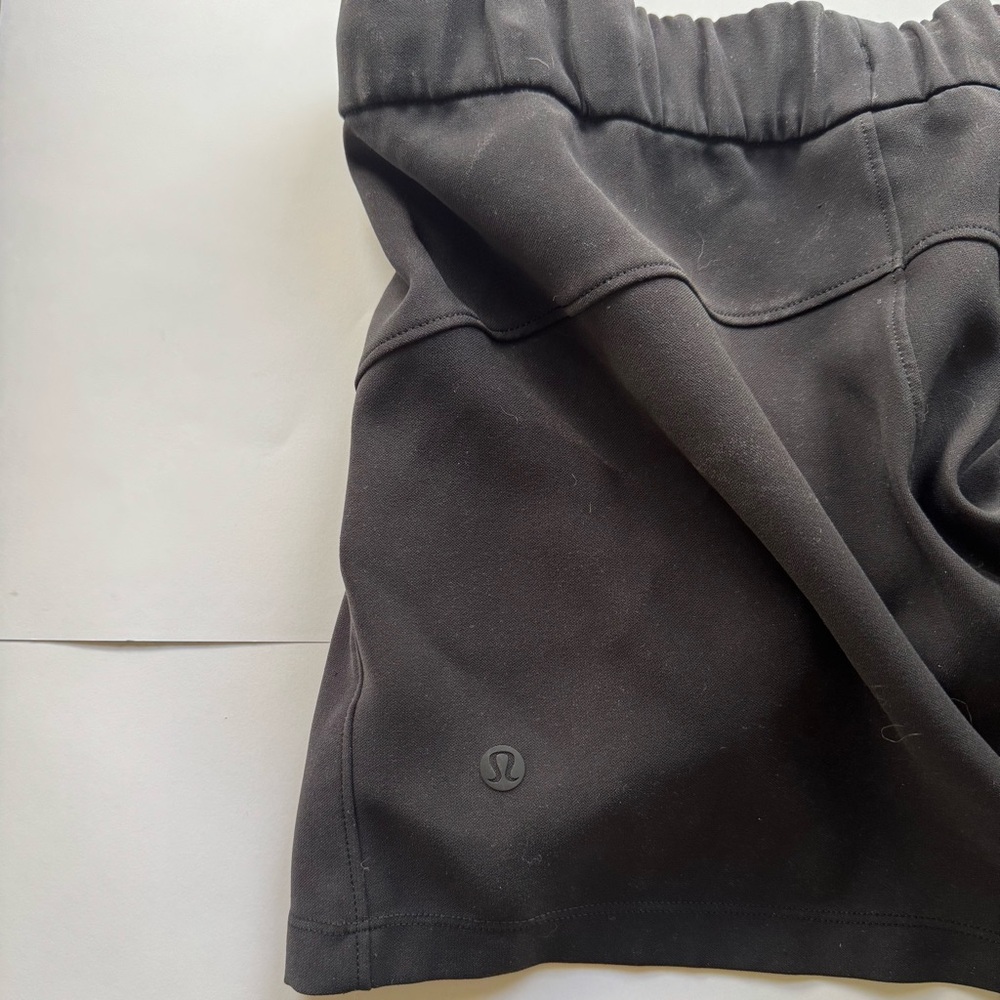 lululemon athletica On The Fly Women's Black Athletic Shorts 2.5” - Picture 9 of 11